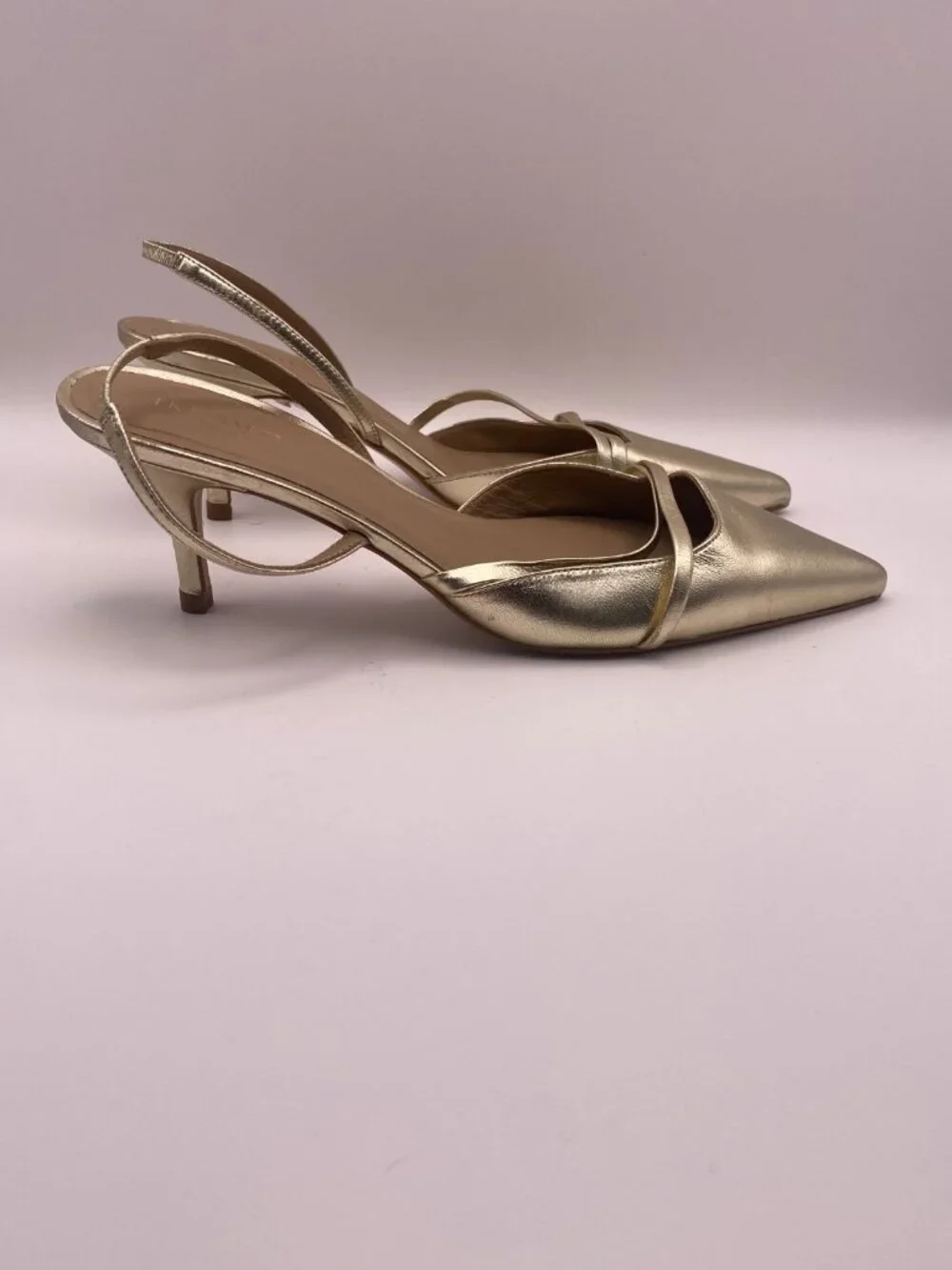 LK Bennett Womans Madely Gold Leather Double Strap Kitten Sz 39/ 9US
